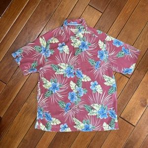 Tommy Bahama 100% silk Men’s shirt Short sleeve floral camp shirt Medium